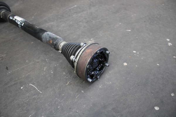 CARDAN DROIT VW/ SEAT 1.4TDI CUS - Vue 3